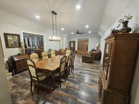 409 Perkins Avenue League City TX 77573