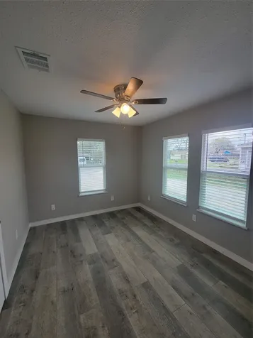 5109 Earline Street Houston TX 77016