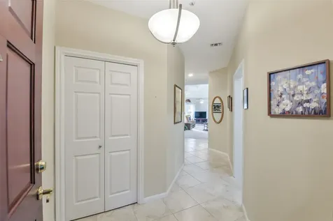 2803 Kings Crossing Drive 315 Kingwood TX 77345