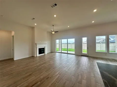 910 Hilltop View Lane League City TX 77546