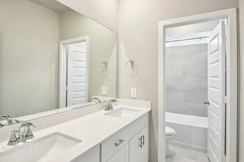 3227 Quiet Sunset Drive Houston TX 77080