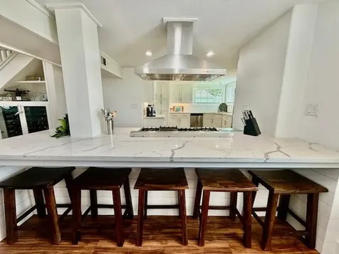 16 Trout Street Palacios TX 77465
