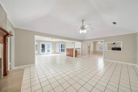 16121 Singapore Lane Jersey Village TX 77040