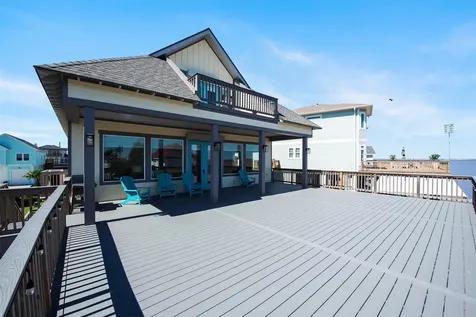 1534 Windsong Way Tiki Island TX 77554