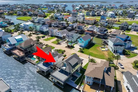 1534 Windsong Way Tiki Island TX 77554