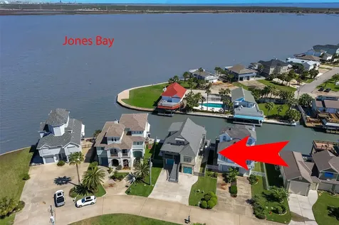 1534 Windsong Way Tiki Island TX 77554