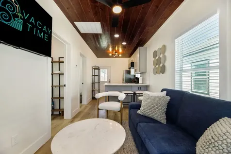 1214 53rd Galveston TX 77551
