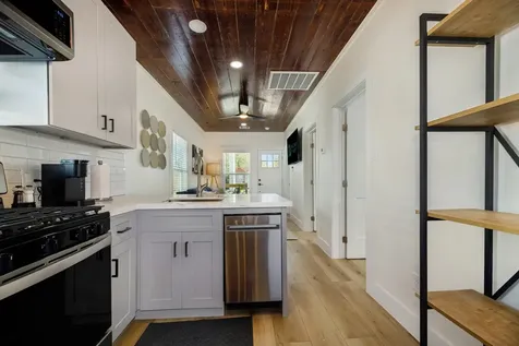 1214 53rd Galveston TX 77551