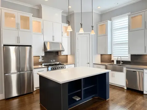 2115 Detering Street Houston TX 77007