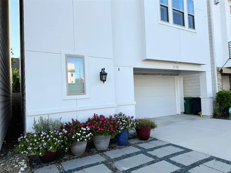 2115 Detering Street Houston TX 77007
