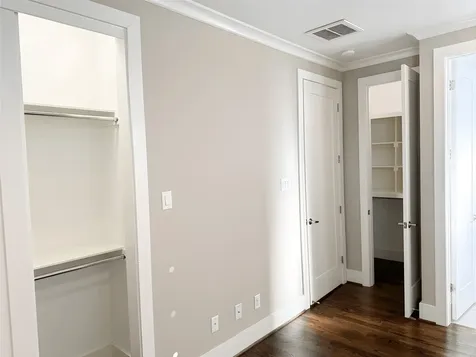 2115 Detering Street Houston TX 77007
