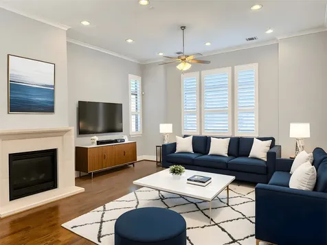 2115 Detering Street Houston TX 77007