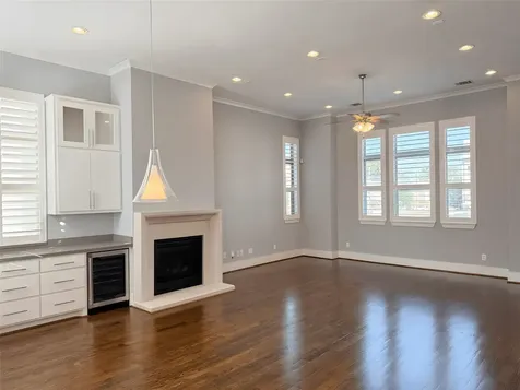2115 Detering Street Houston TX 77007