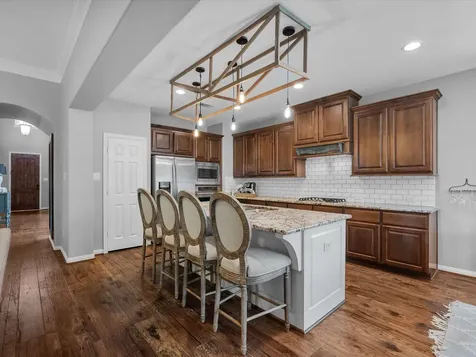 904 Cozy Hollow Court Friendswood TX 77546