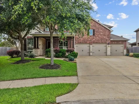 904 Cozy Hollow Court Friendswood TX 77546