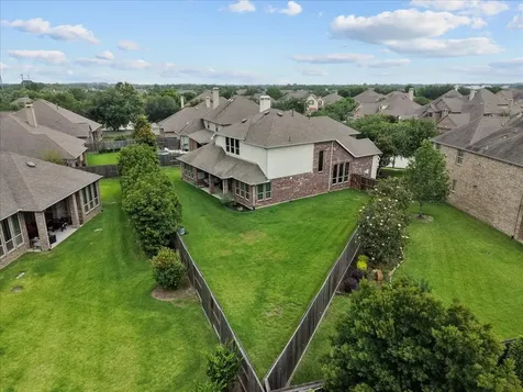 904 Cozy Hollow Court Friendswood TX 77546