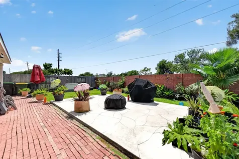 2606 Cypress Springs Drive Pearland TX 77584