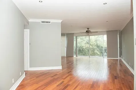 5050 Woodway Drive 2a Houston TX 77056
