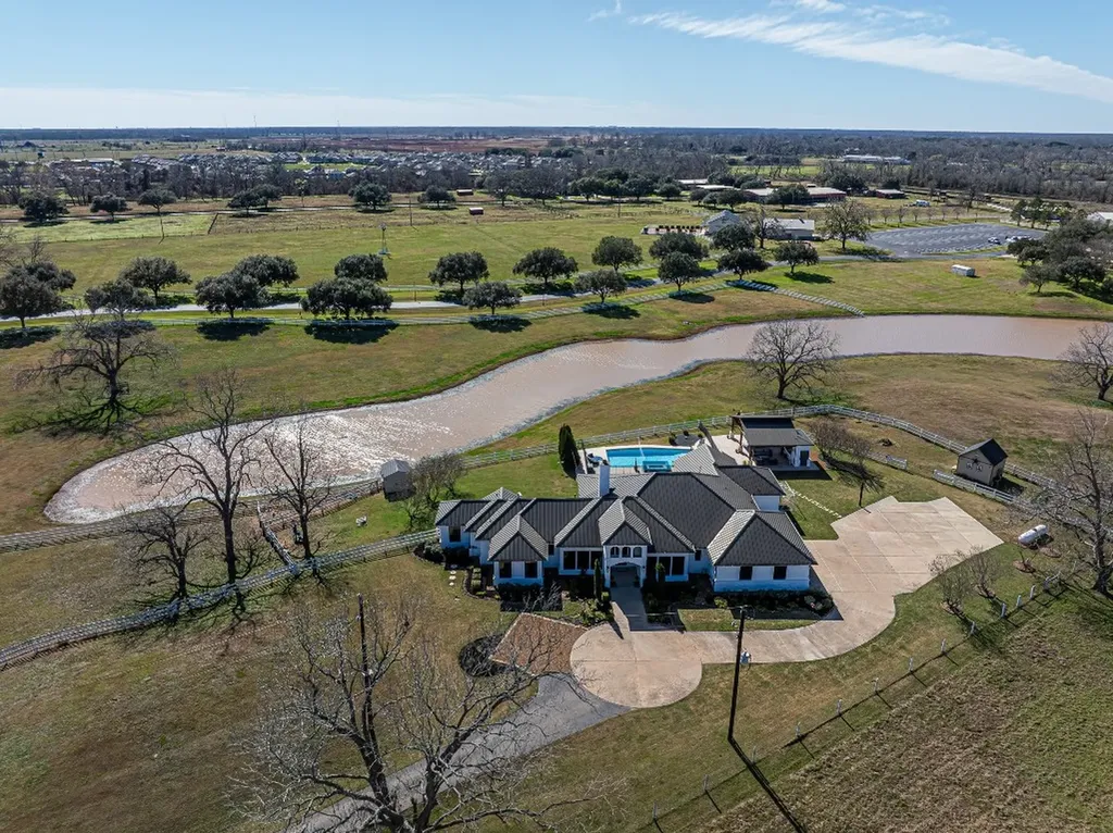 5503 Fm 723 Road Richmond TX 77406