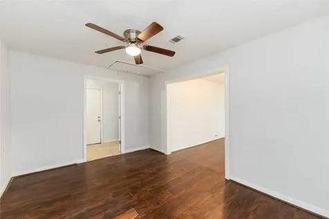3122 Sunnydale Drive Houston TX 77051