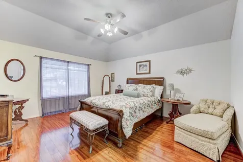 2810 Plantation Wood Lane Missouri City TX 77459