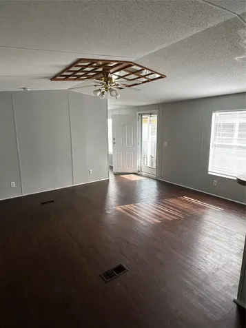 3902 Marzia Avenue Fresno TX 77545
