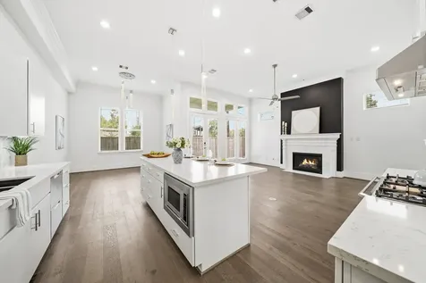 3302 Timbergrove Heights Street Houston TX 77008