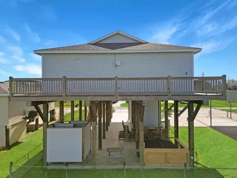 942 Meynig Drive Crystal Beach TX 77650