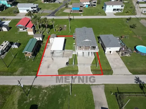 942 Meynig Drive Crystal Beach TX 77650