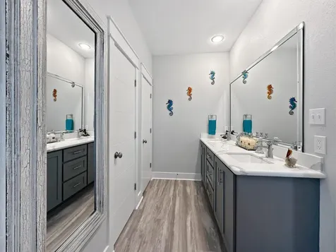 942 Meynig Drive Crystal Beach TX 77650