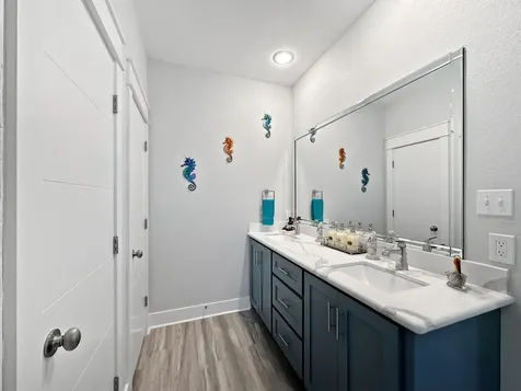 942 Meynig Drive Crystal Beach TX 77650