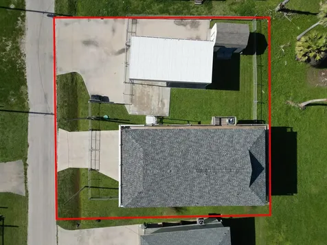 942 Meynig Drive Crystal Beach TX 77650
