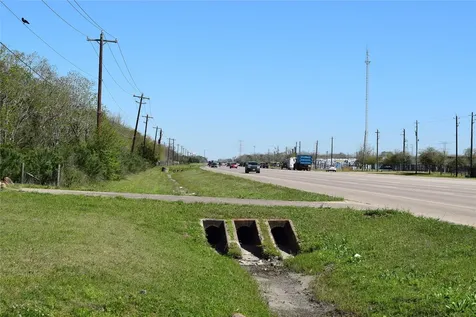 0 Highway 6 Manvel TX 77578