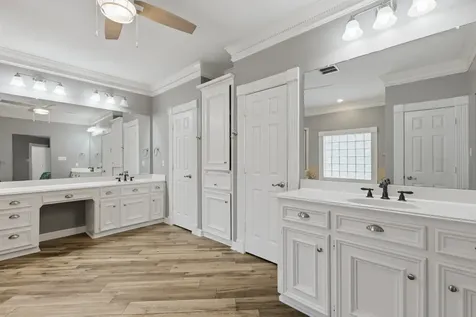 1711 Forestlake Drive Sugar Land TX 77479