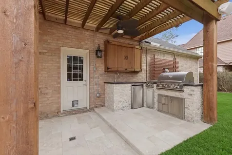 1711 Forestlake Drive Sugar Land TX 77479