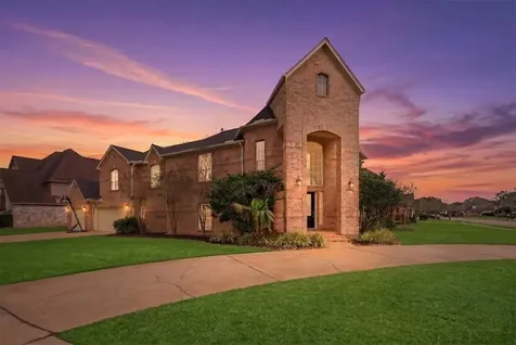 1711 Forestlake Drive Sugar Land TX 77479