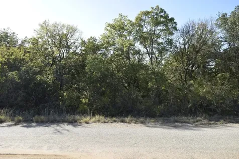 6908 Clover Leaf Drive Brownwood TX 76801