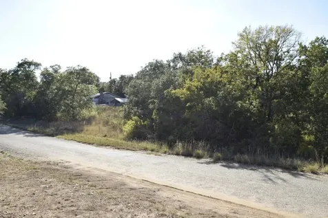 6908 Clover Leaf Drive Brownwood TX 76801