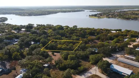 6908 Clover Leaf Drive Brownwood TX 76801