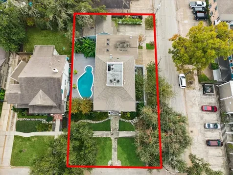 200 Westmoreland Street Houston TX 77006