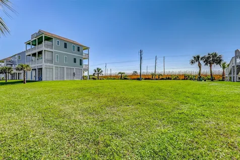 26830 Estuary Drive Galveston TX 77554