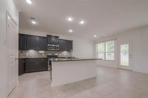2261 Oak Circle Drive N Conroe TX 77301