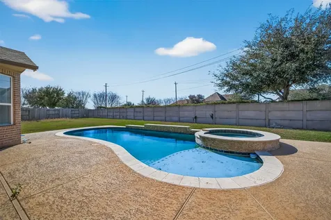 2208 Hannah Creek Court Pearland TX 77089