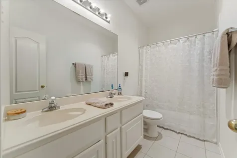 9539 Barretts Glen Court Houston TX 77065