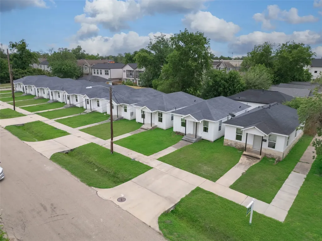 4906 Lee Street Houston TX 77020