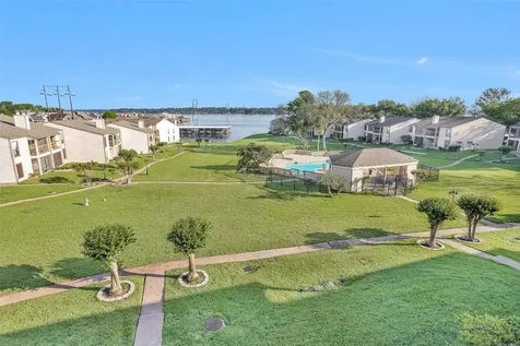 306D Lakeview Terrace Terrace 306d Montgomery TX 77356