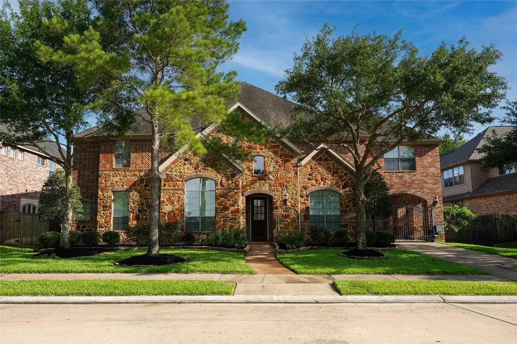 25411 Springwood Lake Drive Katy TX 77494
