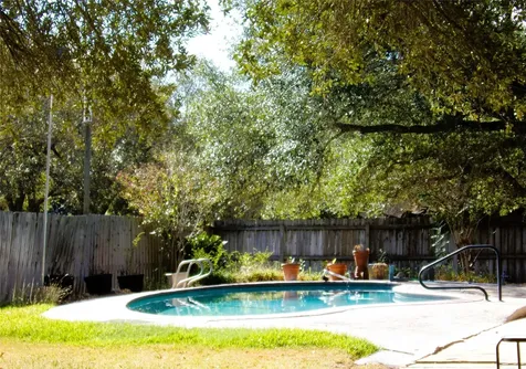 605 S Summit Street Weimar TX 78962