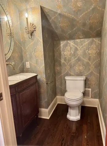 5124 Chevy Chase Drive Houston TX 77056