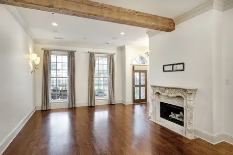 5124 Chevy Chase Drive Houston TX 77056